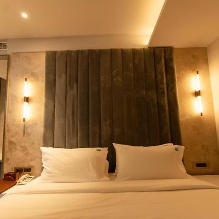 Hotel Ocean Blue 维沙卡帕特南 外观 照片