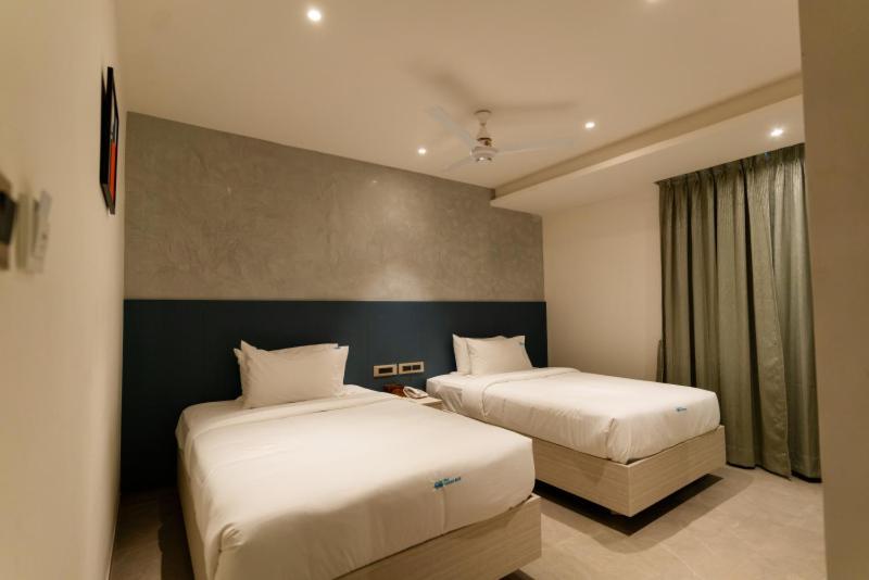 Hotel Ocean Blue 维沙卡帕特南 外观 照片